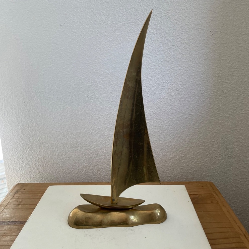 Vintage Brass Sailboat Sculpture Coastal Shelf Decor Mid Century Modern Nautical - Picture 3 of 10
